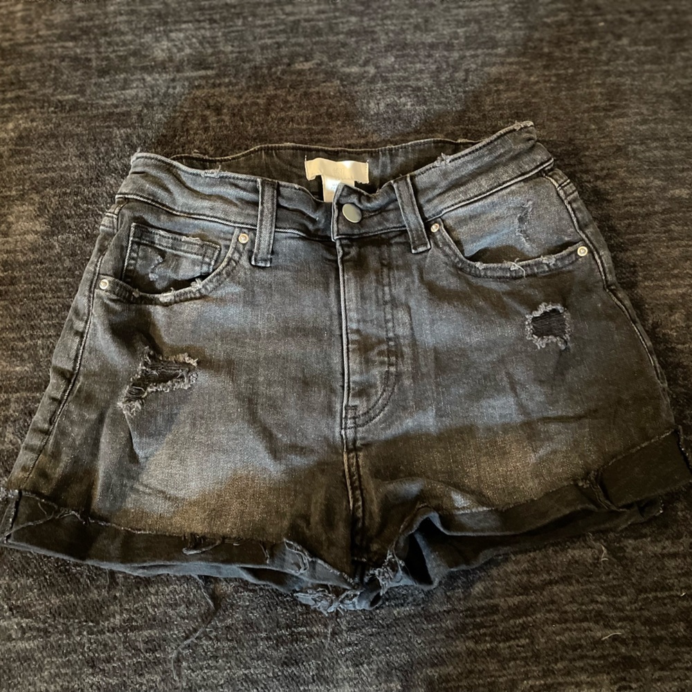 H&M black distressed shorts size 4